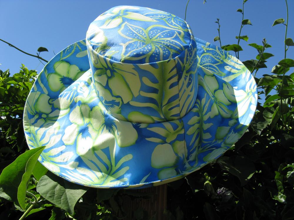 Wide Brim Sunhat in Blue Green Floral Print